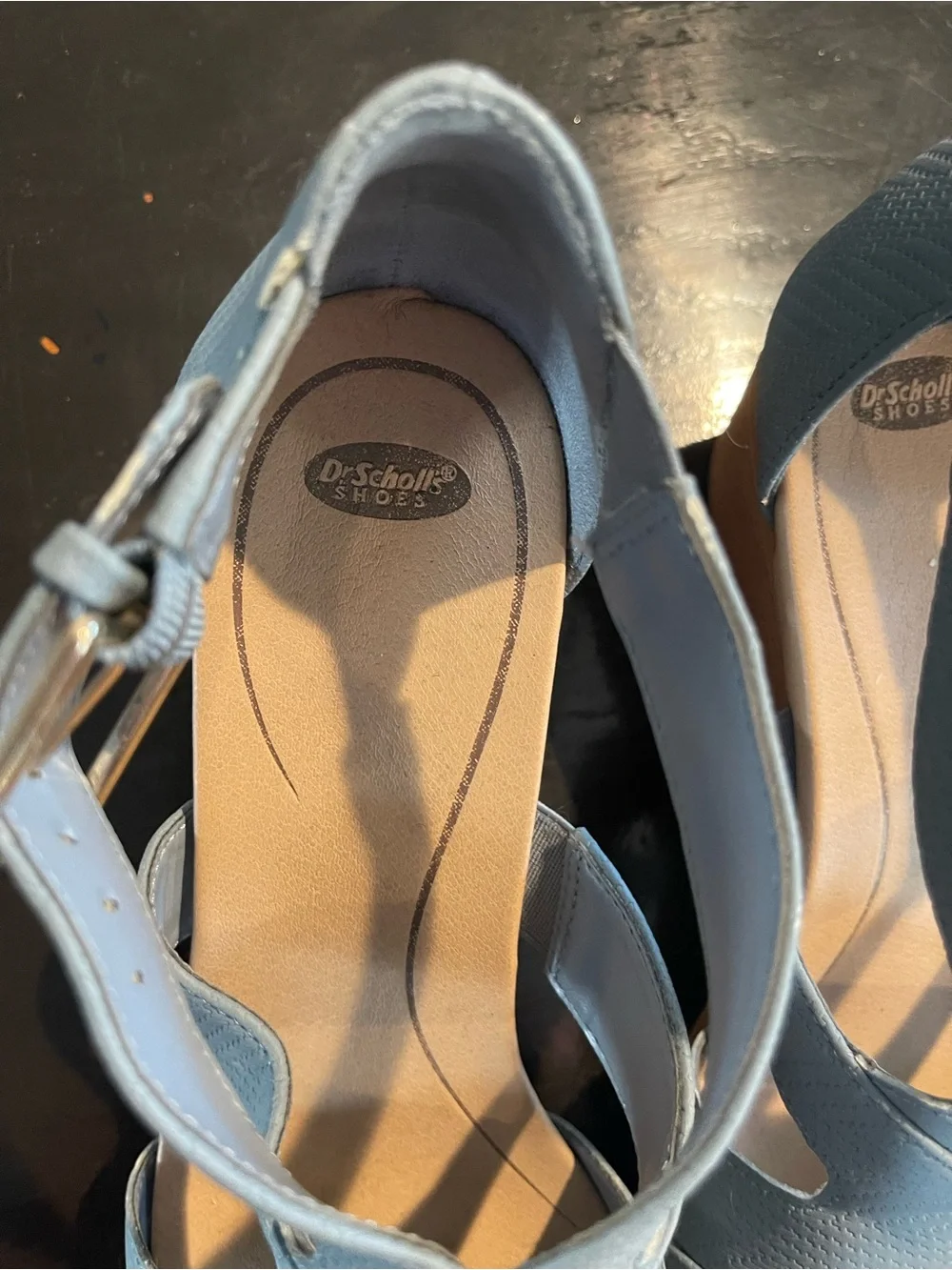 Dr Scholls Women’s Light Blue Strappy Wedge Sandals. Size 9